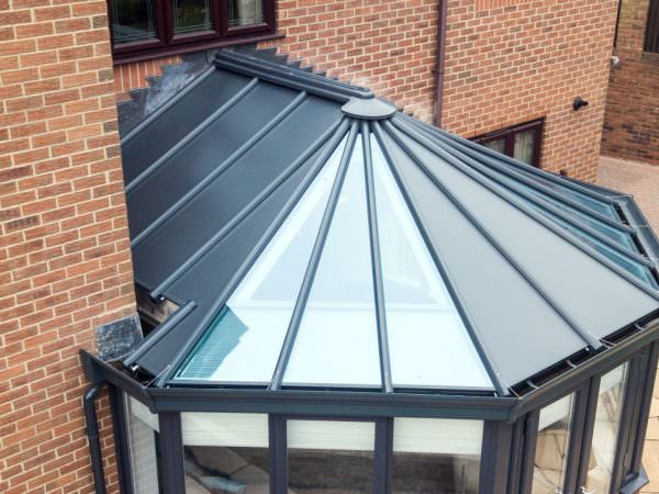 background hero image for Conservatory Roofs